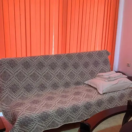 Studio With Large Terrace Near Beach Приморско
